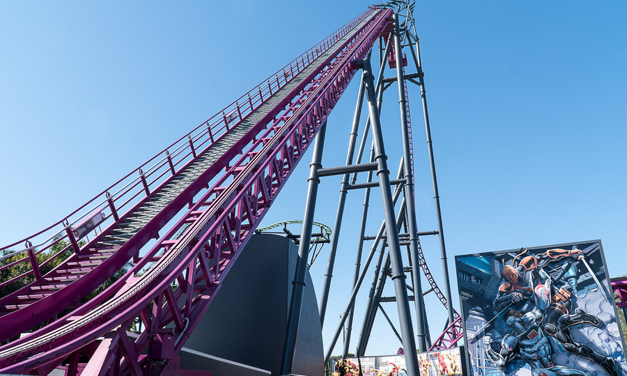 The DC Rivals HyperCoaster will officially open at Warner Bros. Movie ...