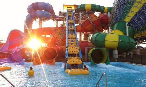 Village Roadshow sells Wet'n'Wild Sydney to Parques Reunidos 