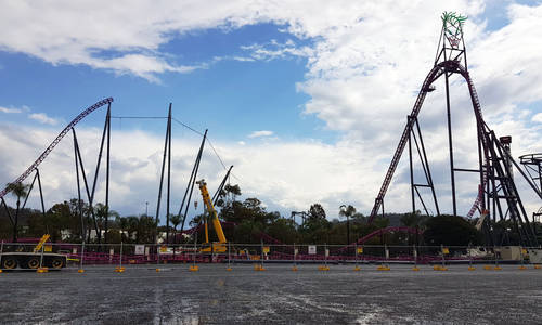 Track comes down from DC Rivals HyperCoaster during annual maintenance