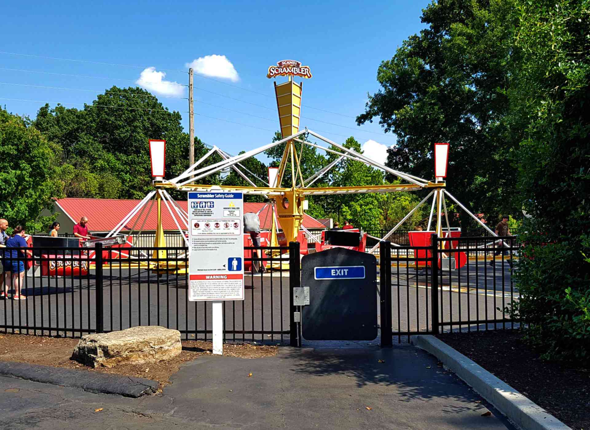 Scandi Scrambler Flat Ride at Worlds Of Fun Parkz Theme Parks