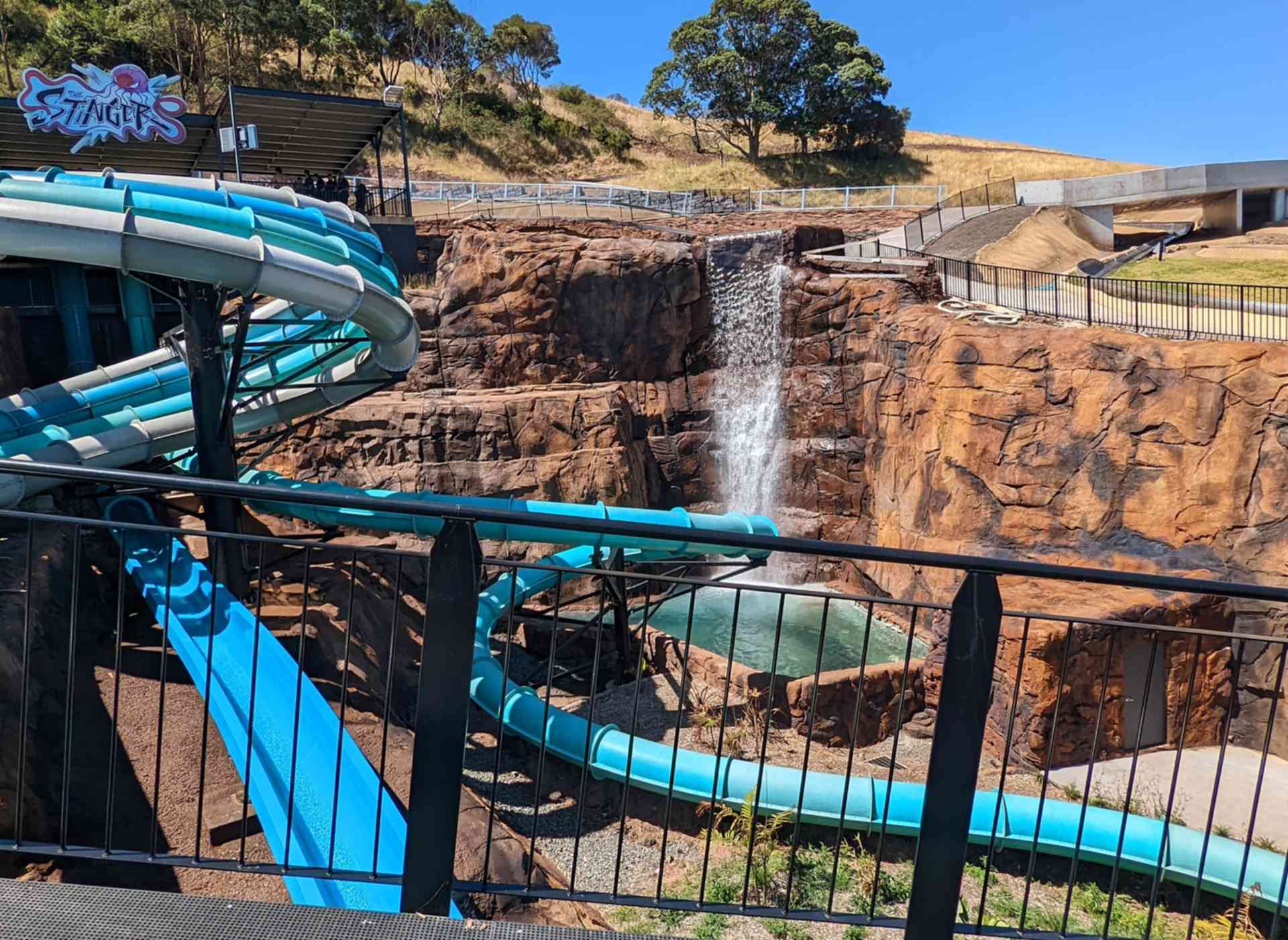 The Stinger Thrill Ride Water Slide At Jamberoo Action Park Parkz 