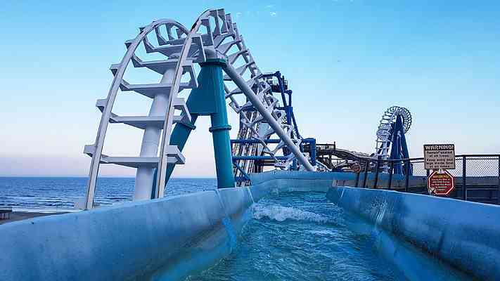 The Great Nor'Easter Roller Coaster at Morey's Piers Parkz Theme