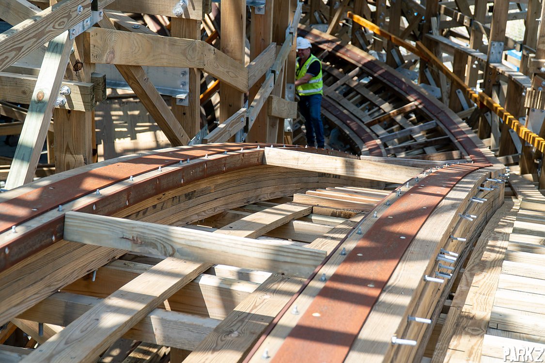 The Parkz Update: Sea World's dormant beast: up close with the Leviathan  wooden roller coaster