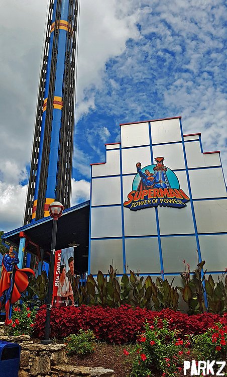 Superman Tower of Power | flat ride at Six Flags St. Louis | Parkz - Theme Parks