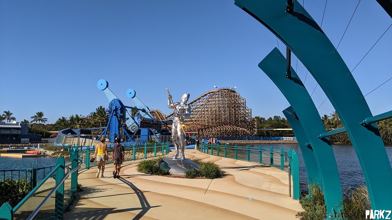 The Parkz Update: Sea World's dormant beast: up close with the Leviathan  wooden roller coaster